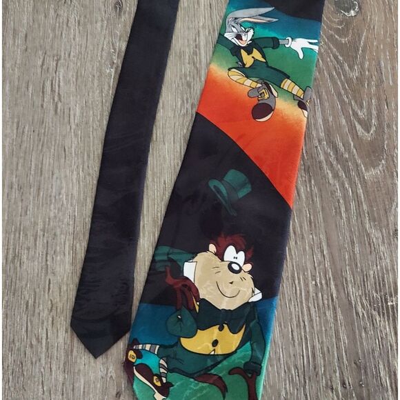 Looney Tunes Neck Tie Tasmanian Devil Taz Bugs Bunny Leprechauns St. Patricks - Picture 4 of 4